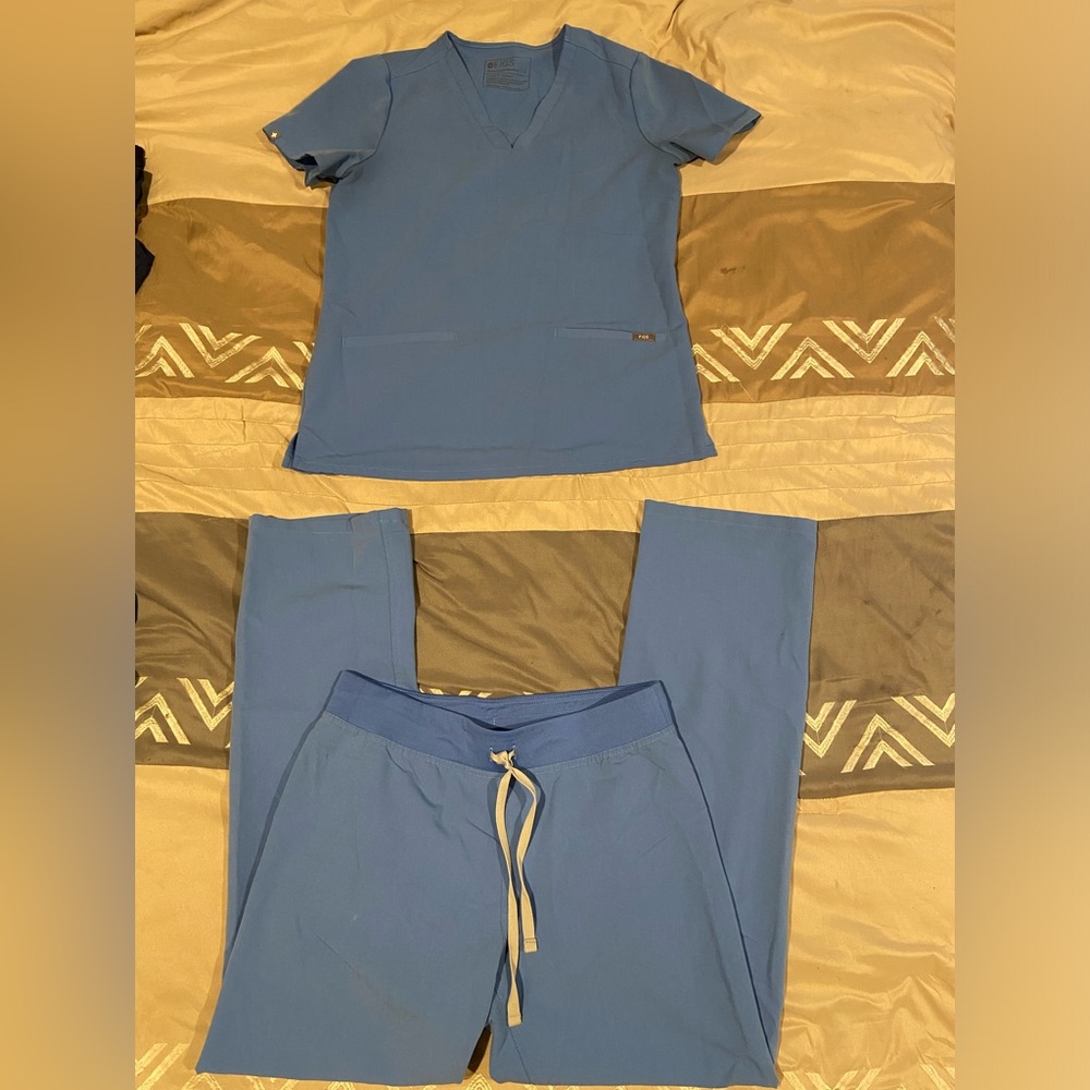 SOLD in FB. Figs S light blue set: straight pants + 1 pocket top
